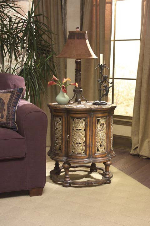 BUTLER 346070 ACCENT TABLE - Heritage