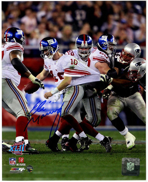 Eli Manning Signed SB XLII Escaping Tackle Vertical 8x10 Photo