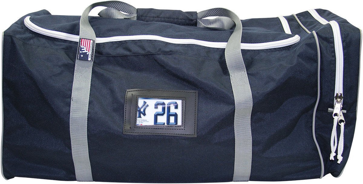 Chris Capuano Equipment Bag - 2015 Game Used #26 Equipment Bag (7/12/2015) (HZ217461)