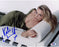 Kate Winslet Signed Lying On White Couch 8x10 Photo (PSA/DNA)