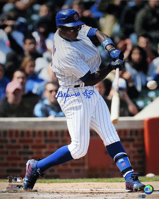 Alfonso Soriano Swing Vertical 16x20 Photo - AUSORIANO16PC2 (MLB Auth Only)