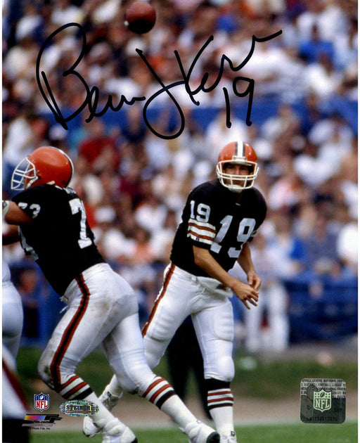 Bernie Kosar Signed Browns Drop Back to Pass 8x10 Photo