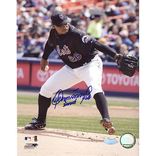 Orlando Hernandez Mets Action 8x10 Photo (AM Auth)