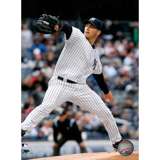 Andy Pettitte Yankees vertical close up Pitching 8x10