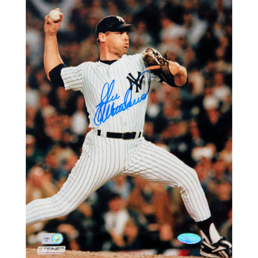 John Wetteland 1996 WS Home Pitching 8x10 Photo (MLB Auth)