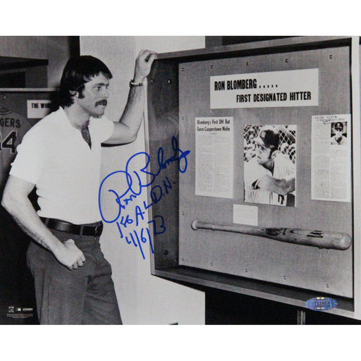 Ron Blomberg BW 8x10 Photo Looking at Collage w 1st AL DH 4673 insc