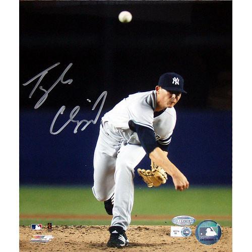 Tyler Clippard Yankees Pitching Vertical Front View 16X20 (MLB Auth)