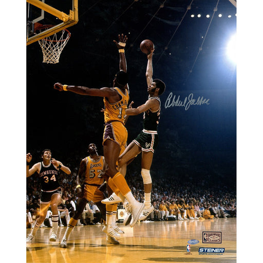 Kareem Abdul Jabbar Autographed 16x20 Photo of hook shot against Wilt (Getty 81340454)