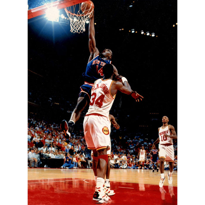 Anthony Mason Dunk over Olajuwon 8x10 Photo