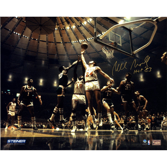 Bill Bradley Signed New York Knicks Rebound 16x20 Photo wHOF 83 Insc