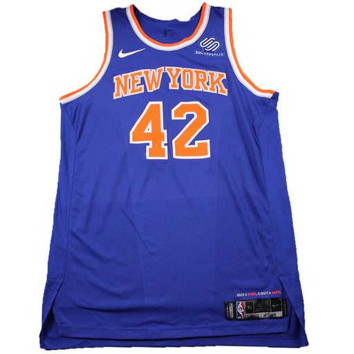 Lance Thomas New York Knicks Game Used #42 Blue Jersey (12/28/17 @ Spurs)(NYKE00618)(52)