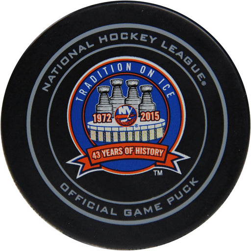 New York Islanders Official Game puck 43 years-2015 version