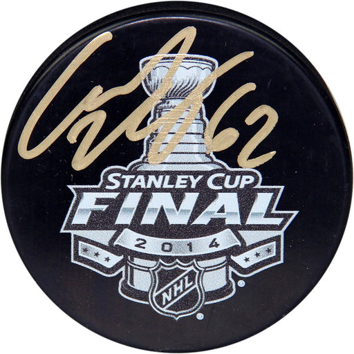 Carl Hagelin Signed 2014 Stanley Cup Logo Puck (Signed in Gold)