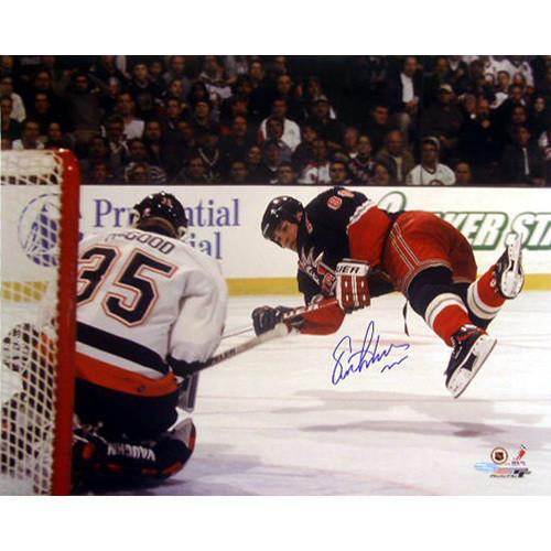 Eric Lindros Diving Shot Vs. Islanders 8x10 Photograph