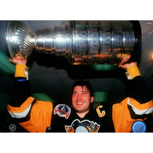 Mario Lemieux Holding Stanley Cup 8x10 Photo