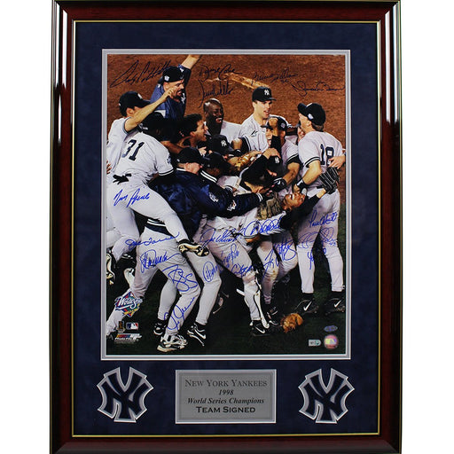 New York Yankees Multi Signed 1998 WS Celebration 16x20 Photo (MLB Auth) (18 Sigs) Elite Framed