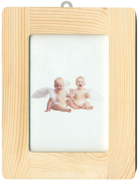 Natural Pine 7.25-Inch x 9.5-Inch Photo Frame