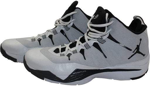 Joe Johnson Shoes - Brooklyn Nets 2013-2014 Game Used #7 White and Black Jordan Super Fly 2 Shoe (Pair) (Size16)