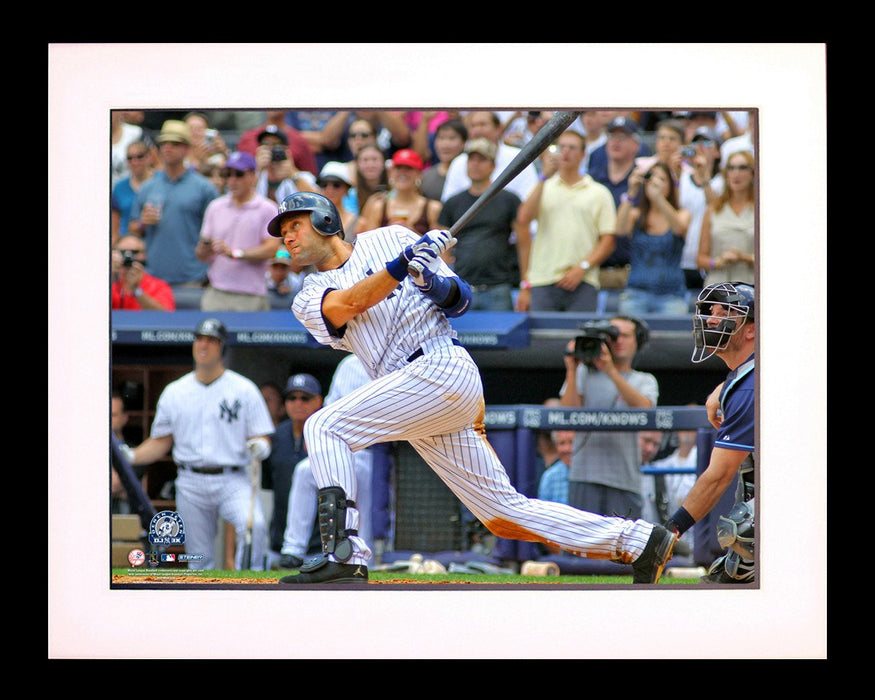 Derek Jeter Horizontal 3000th Hit 16x20 Framed Photo uns (Image 1)