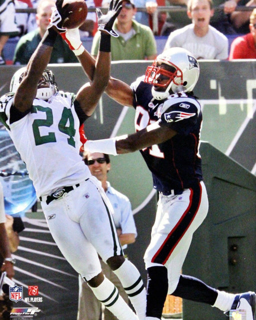 Darrelle Revis Interception vs Randy Moss of The New England Patriots Vertical 16x20 Photo uns