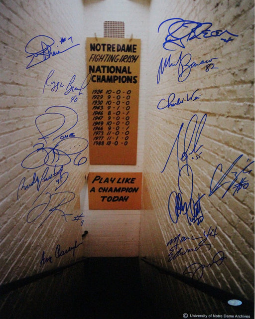 Notre Dame Greats 14 Signature 16x20 Photo