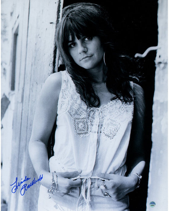 Linda Ronstadt Signed Black & White Portrait 11x14 Photo