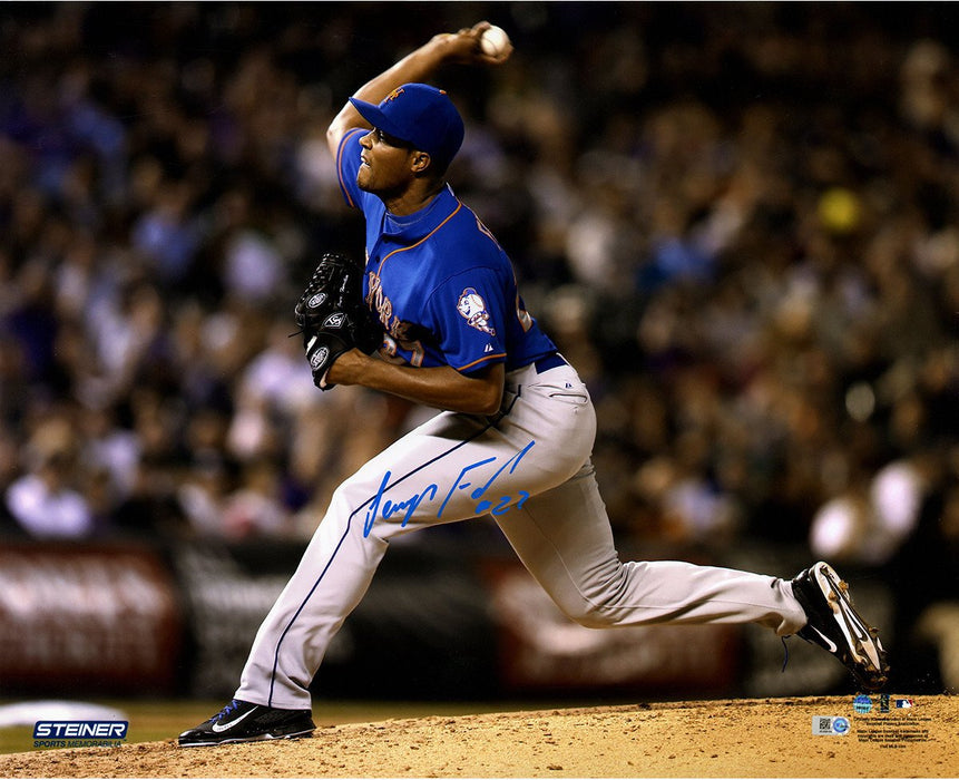 Jeurys Familia Signed Pitching vs. Reds 16x20 Photo (MLB Auth)