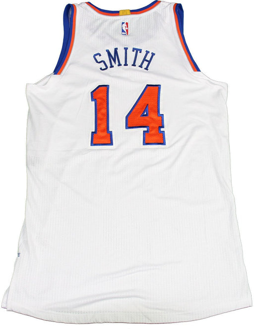 Jason Smith - 2014-2015 Game Used White Knicks Jersey (3-17-2015 vs. San Antonio Spurs) (3XL) NKN02845