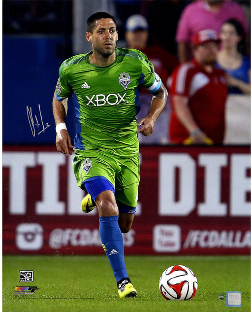 Clint Dempsey Signed Seattle Sounders Sprinting 16x20 Photo