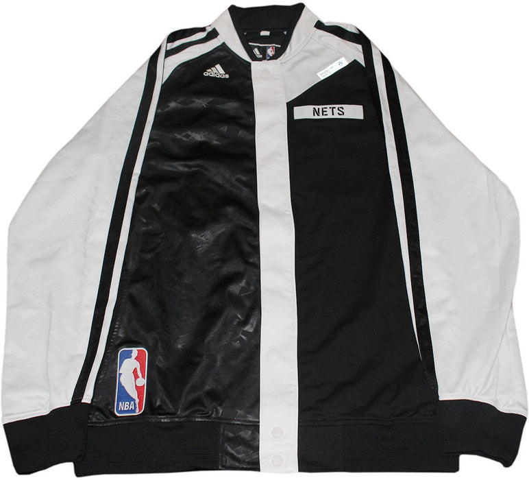 Andrei Kirelenko Jacket - Brooklyn Nets 2013-2014 Season Game Used #47 White and Black Long Sleeve Jacket (2XL)