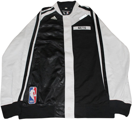 Andray Blatche Jacket - Brooklyn Nets 2013-2014 Season Game Used #0 White and Black Long Sleeve Jacket (2XL)