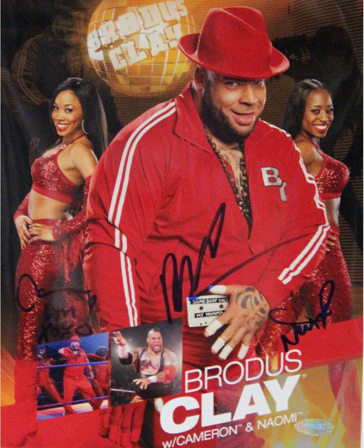 Brodus Clay w/ Ladies Signed 8x10 Photo (Signed in Blue)