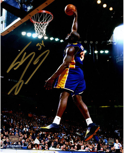 Shaquille O'Neal Signed L.A. Lakers Purple Jersey Dunk 8x10 Photo ( Signed in Gold)