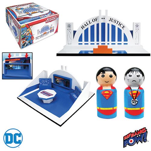 Justice League Hall of Justice Set with Superman and Bizarro