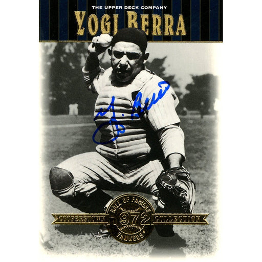 Yogi Berra Signed 2001 Upper Deck Hall of Famers Card