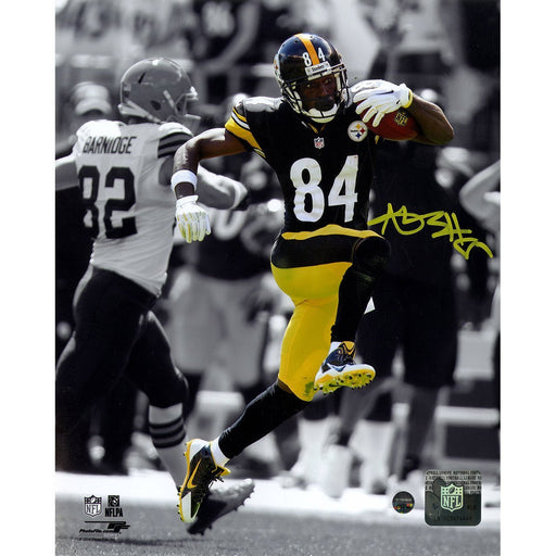 Antonio Brown Signed Hurdle 8x10 Black Background Photo