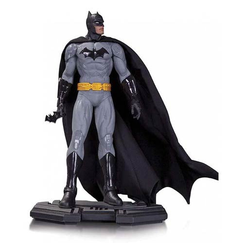 DC Comics Icons Batman 1:6 Scale Statue                     