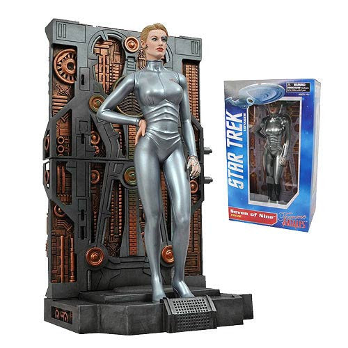 Star Trek Femme Fatales Seven of Nine Statue                