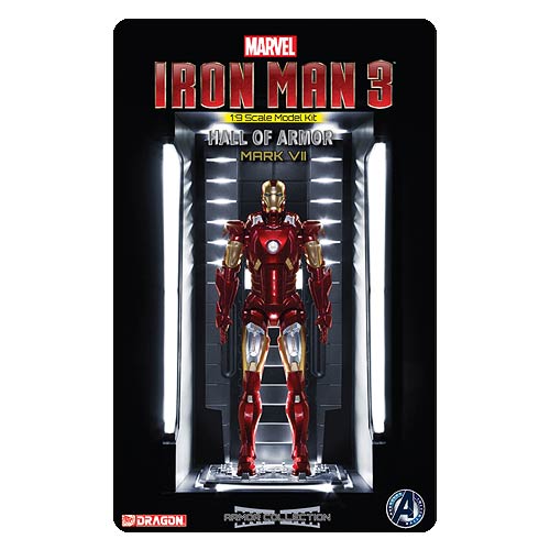 Iron Man 3 Mark 7 with Hall of Armor 1:9 Scale Model Kit    