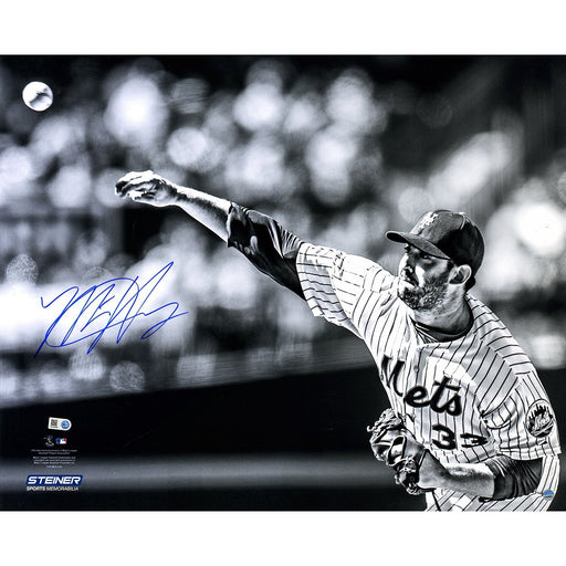 Matt Harvey Signed 2015 Black and White 16x20 Photo