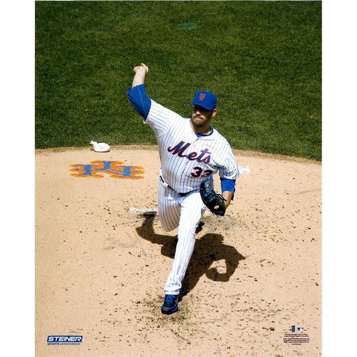 Matt Harvey On Citi Field Mound 16x20 Photo (Getty Image #472993556)