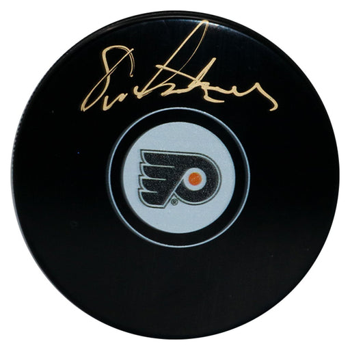 Eric Lindros Signed Philadelphia Flyers Puck (Frozen Pond Auth)