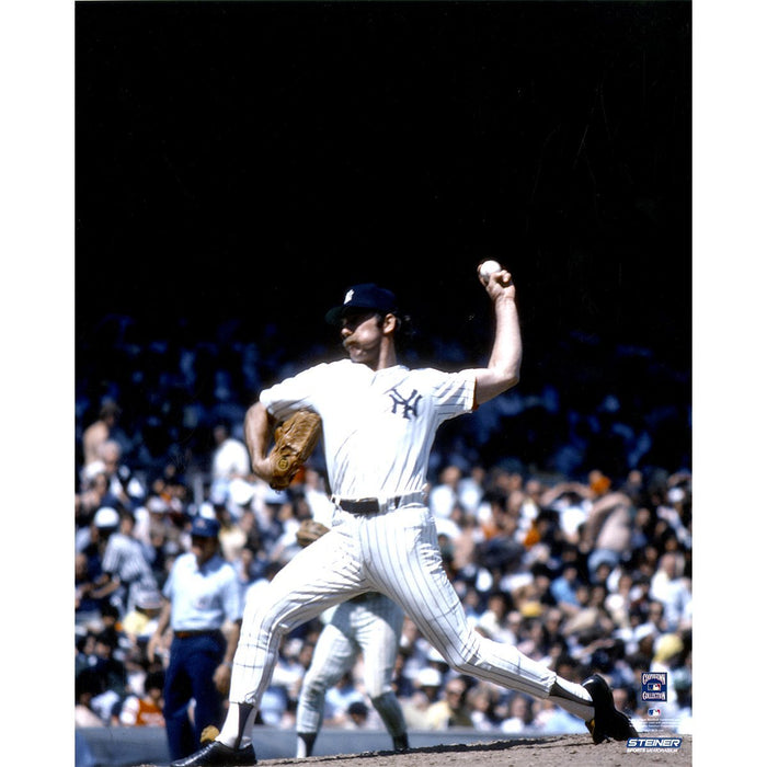 Sparky Lyle Pitching 16x20 Story Photo (Getty #174323472)