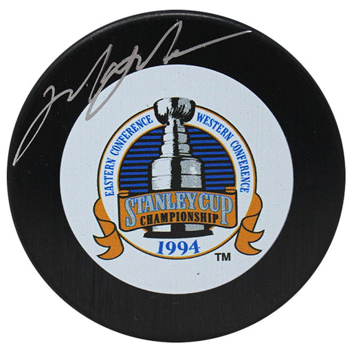 Mark Messier Signed 1994 Stanley Cup Puck (Signed in Silver)