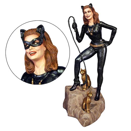 Batman 1966 TV Series Catwoman 1:8 Scale Model Kit          