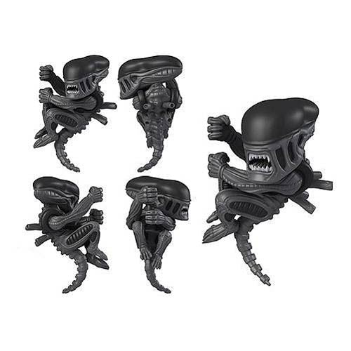 Alien Xenomorph Full-Size Scaler 3 1/2-Inch Mini-Figure     