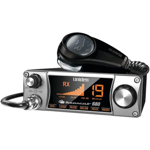 Uniden Bearcat 680 40-channel Bearcat 680 Cb Radio With Ergonomic Pistol Grip Microphone