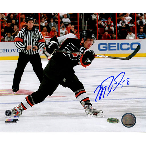 Mike Richards Philadelphia Flyers Black Jersey Slap Shot Horizontal 8x10 Photo