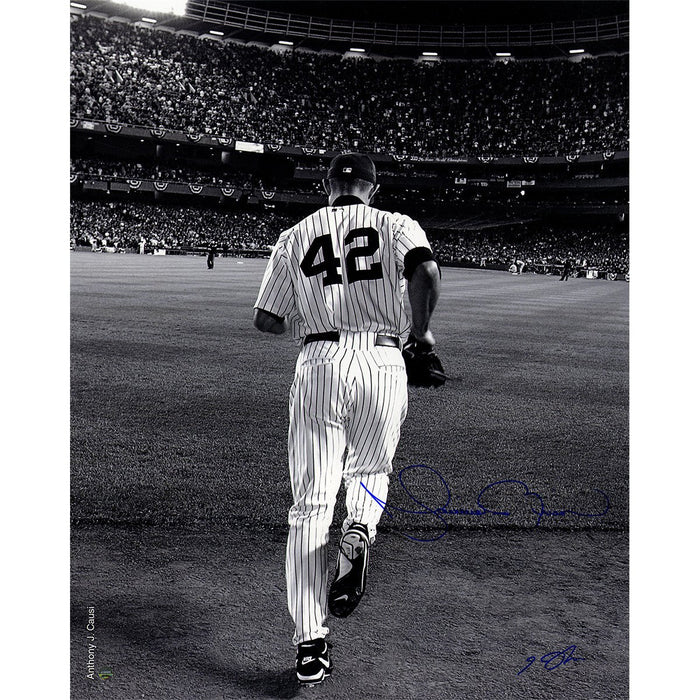 Mariano Rivera 2006 Entering The Game B&W 16x20 Photo (Signed By Anthony Causi)