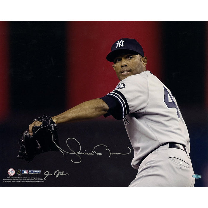 Mariano Rivera Signed Wind Up Yankees Grey Jersey Horizontal 16x20 Photo (Signed by Anthony Causi)